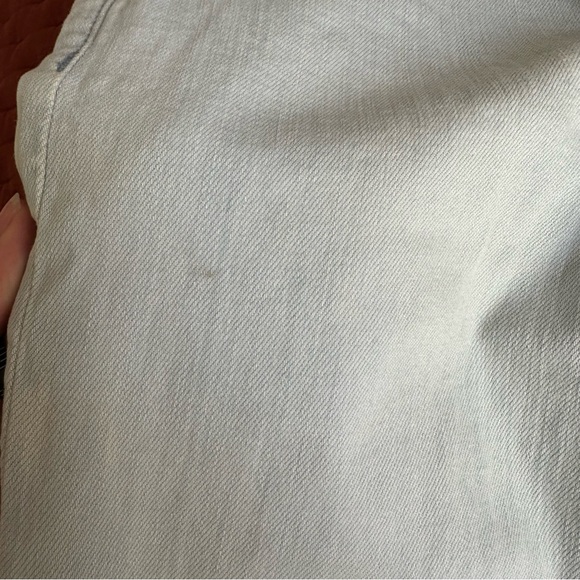 J Brand Mid Rise Crop Capri in the color Solana size 27 - Picture 14 of 16